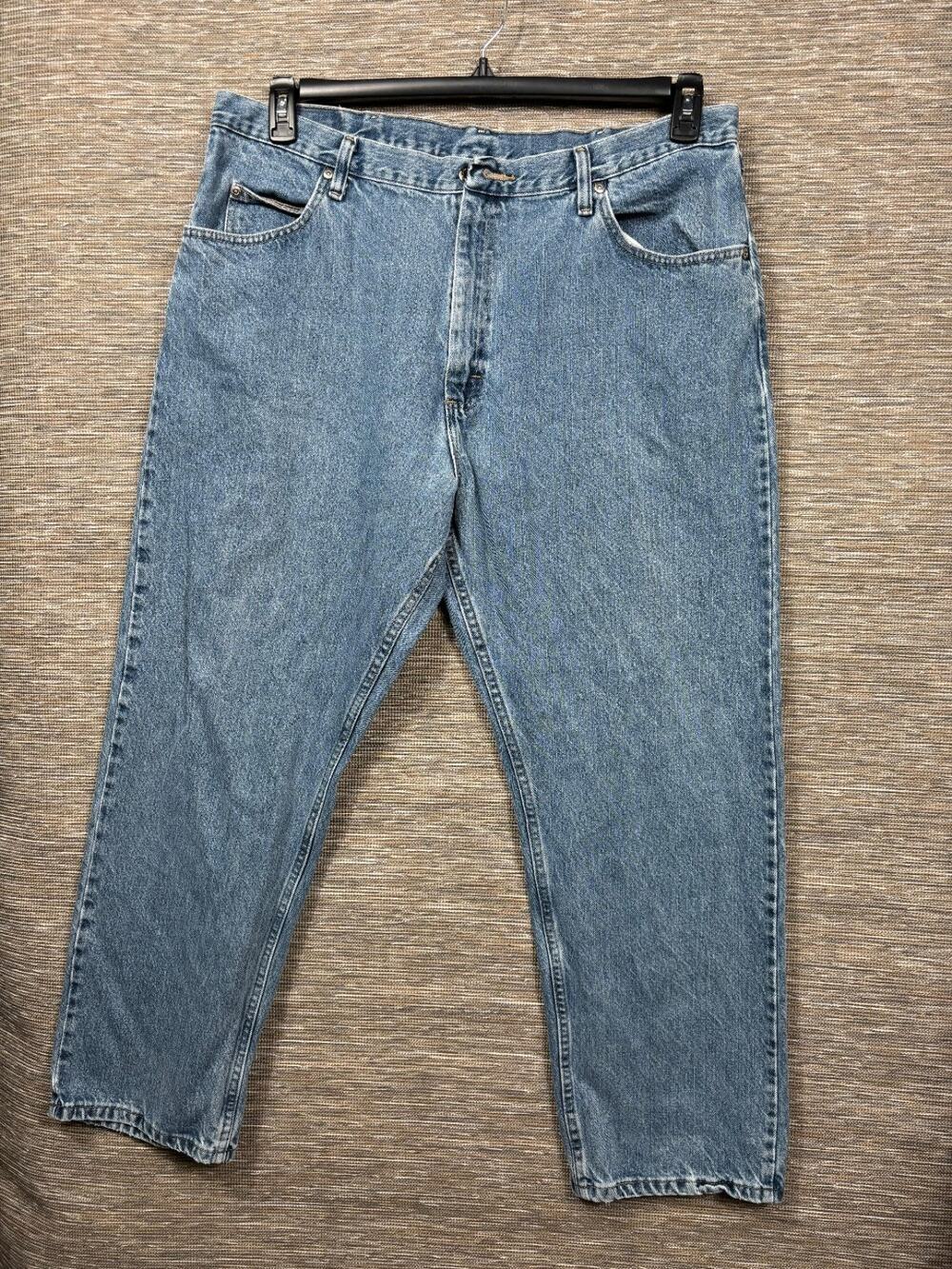 Wrangler Relaxed Fit Jeans Mens Size 40x30 Blue Denim Straigh Leg Denim Stretch